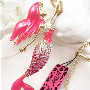2 Betsey Johnson Mermaid Pendants 🧜‍♀️🧜‍♀️